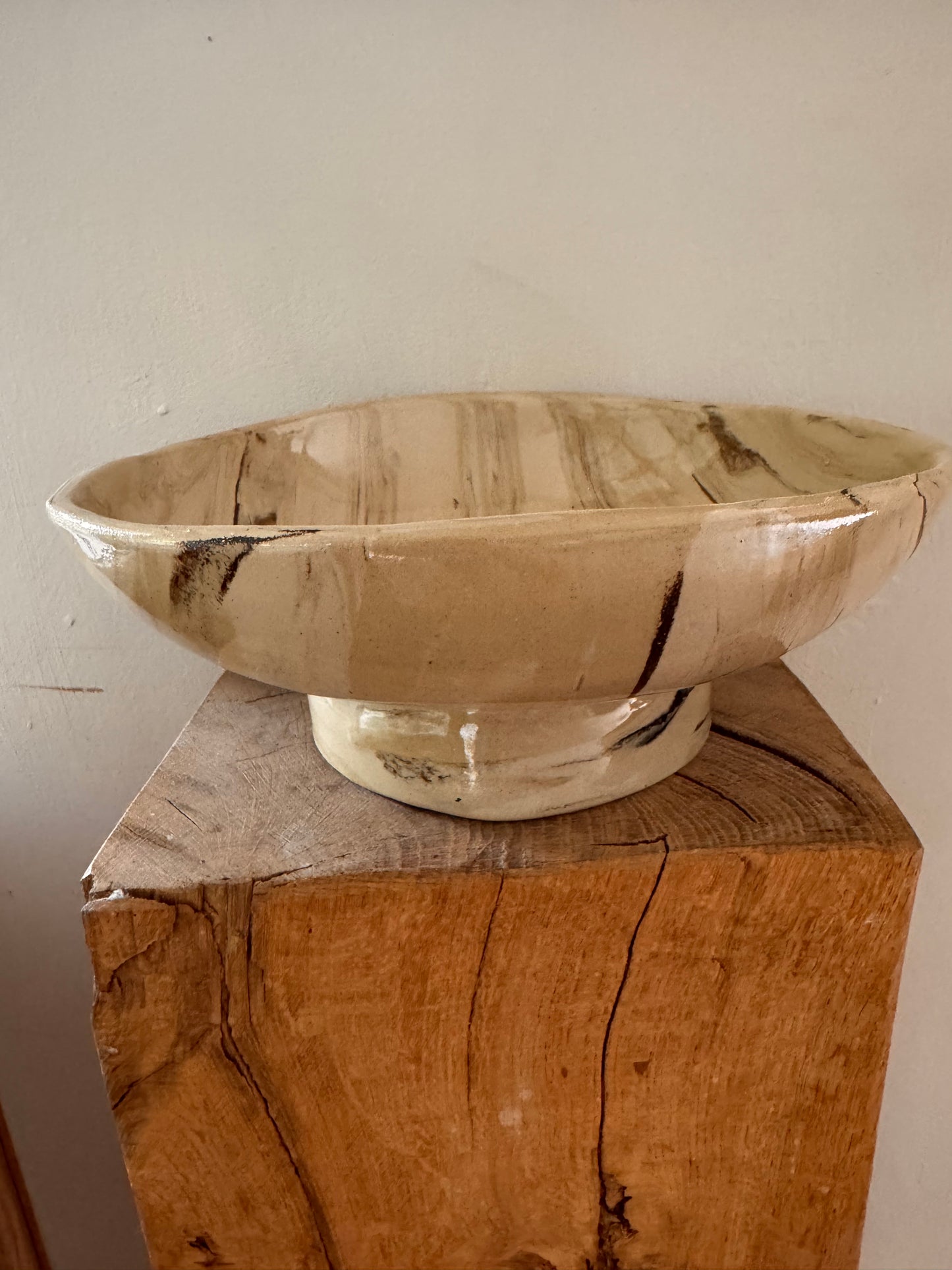 Vintage schaal op voet large